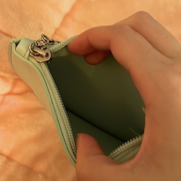 NWOT Small Teal Purse Clutch Bag - Picture 4 of 4